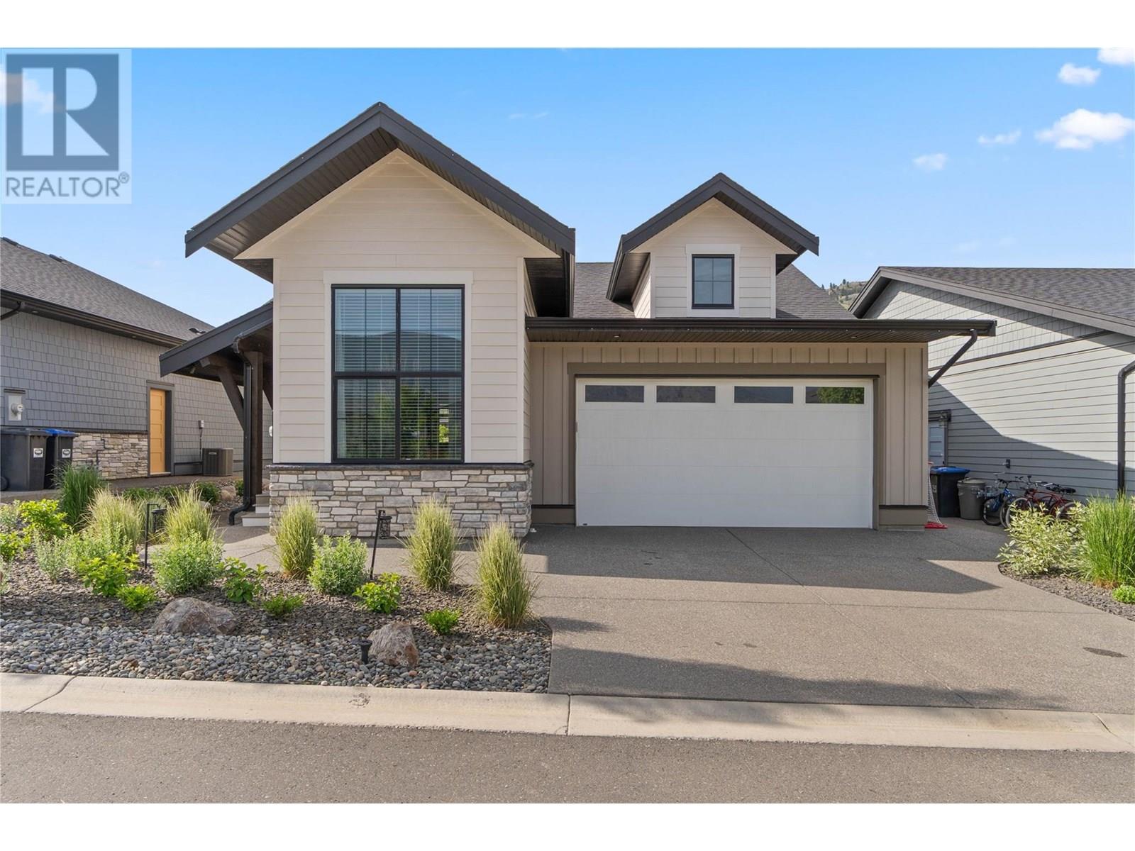 Photo 3 of 260 Rue Cheval Noir Unit 2, Kamloops BC