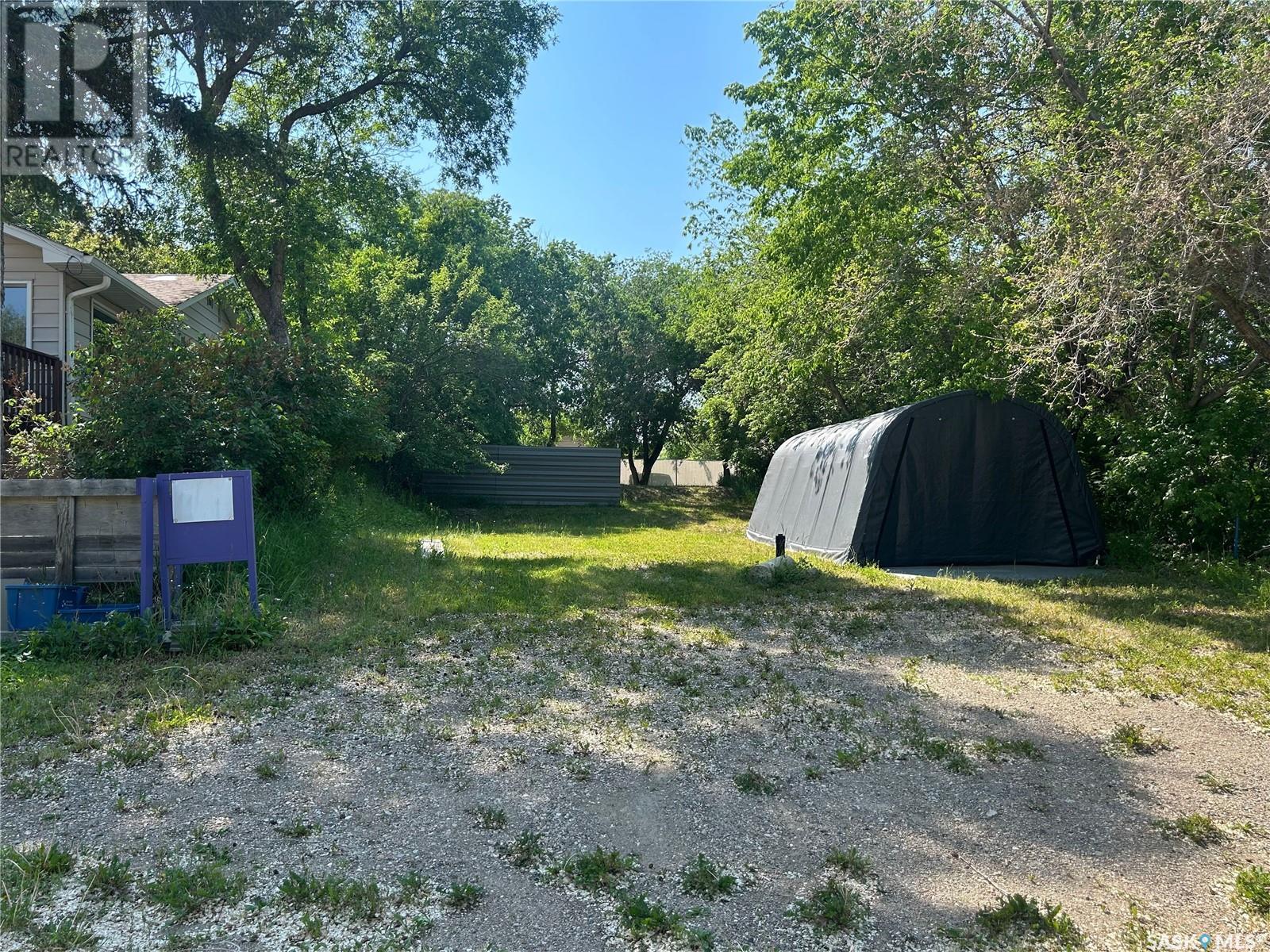 Photo 21 of 454 7th Street E, Regina Beach SK