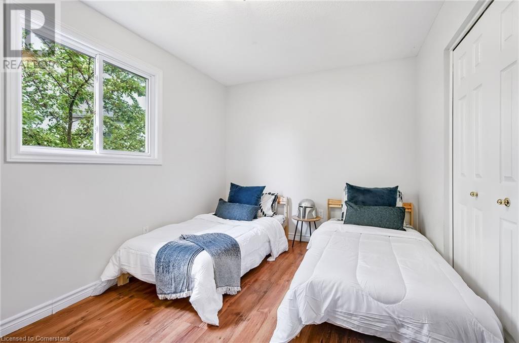 Photo 41 of 14 Ashridge Place, Hamilton ON