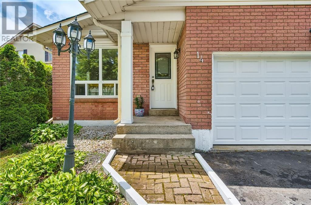 Photo 38 of 14 Ashridge Place, Hamilton ON