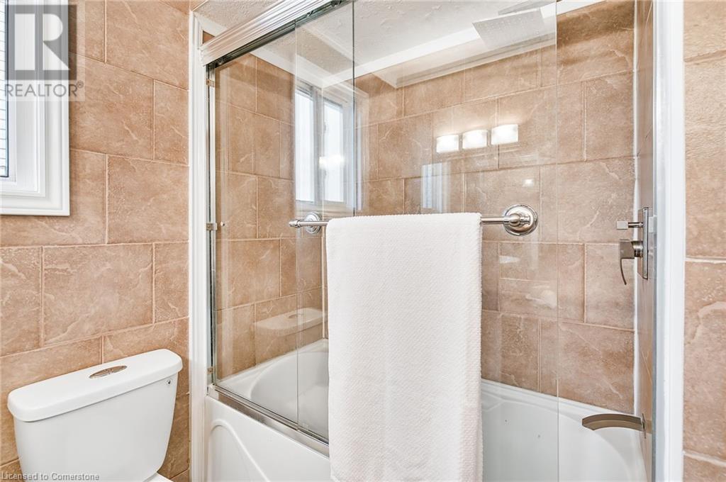 Photo 11 of 14 Ashridge Place, Hamilton ON
