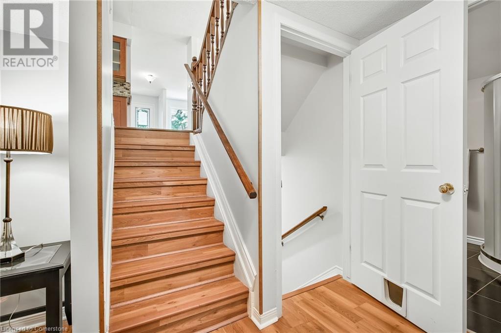 Photo 49 of 14 Ashridge Place, Hamilton ON