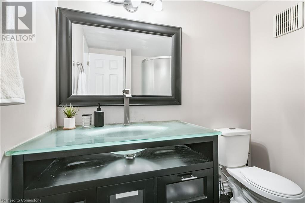 Photo 15 of 14 Ashridge Place, Hamilton ON