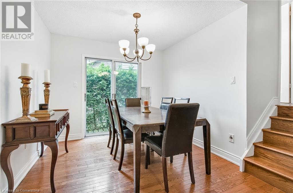 Photo 39 of 14 Ashridge Place, Hamilton ON