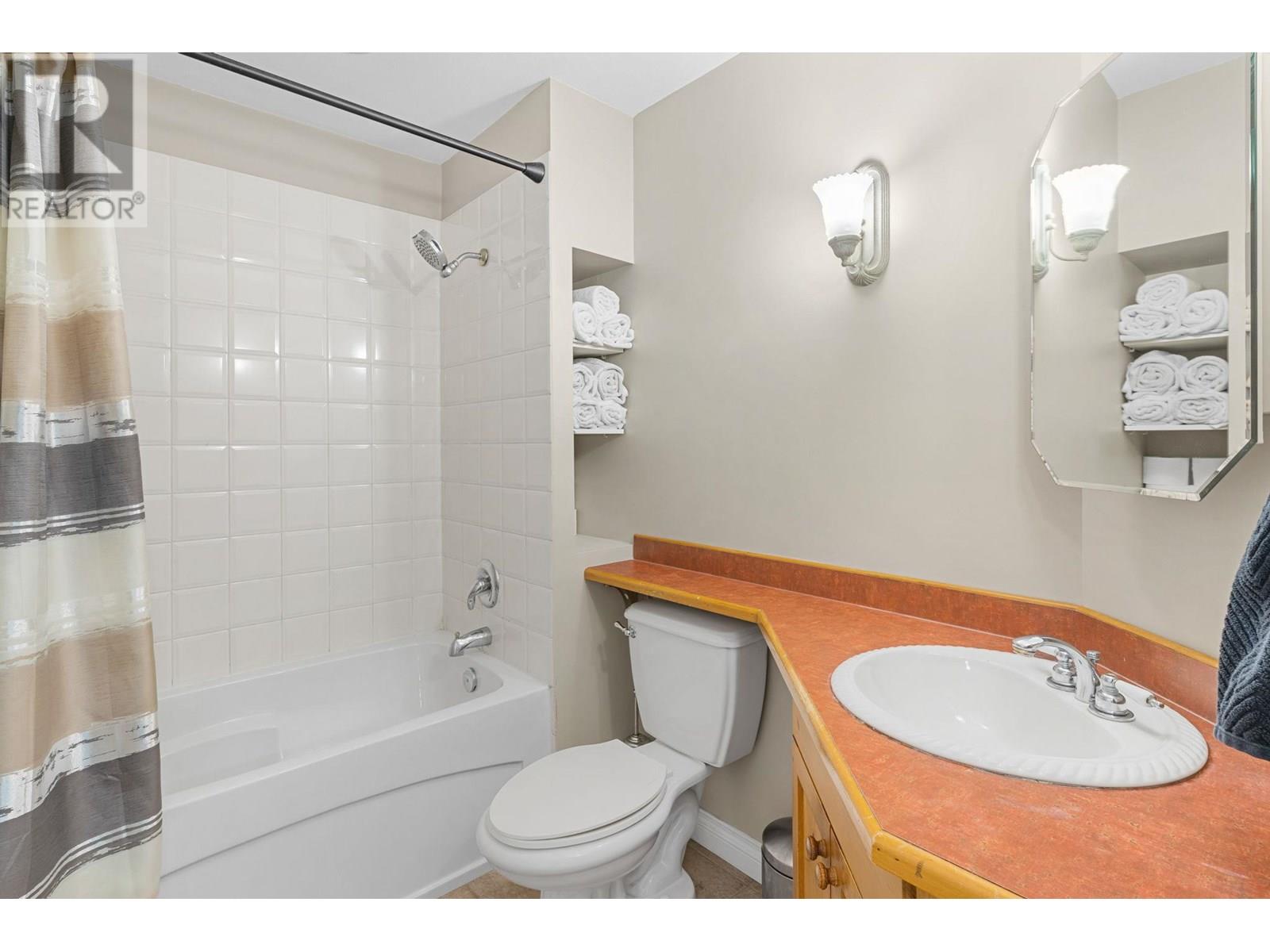 3330 McKellar Road, West Kelowna
