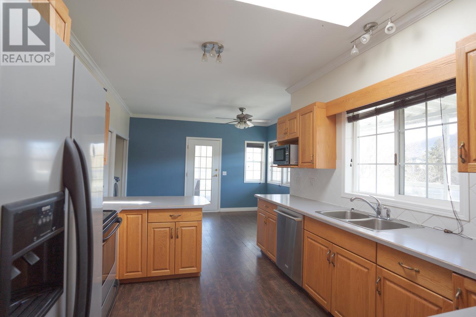 11506 Turtle Bay Court, Lake Country