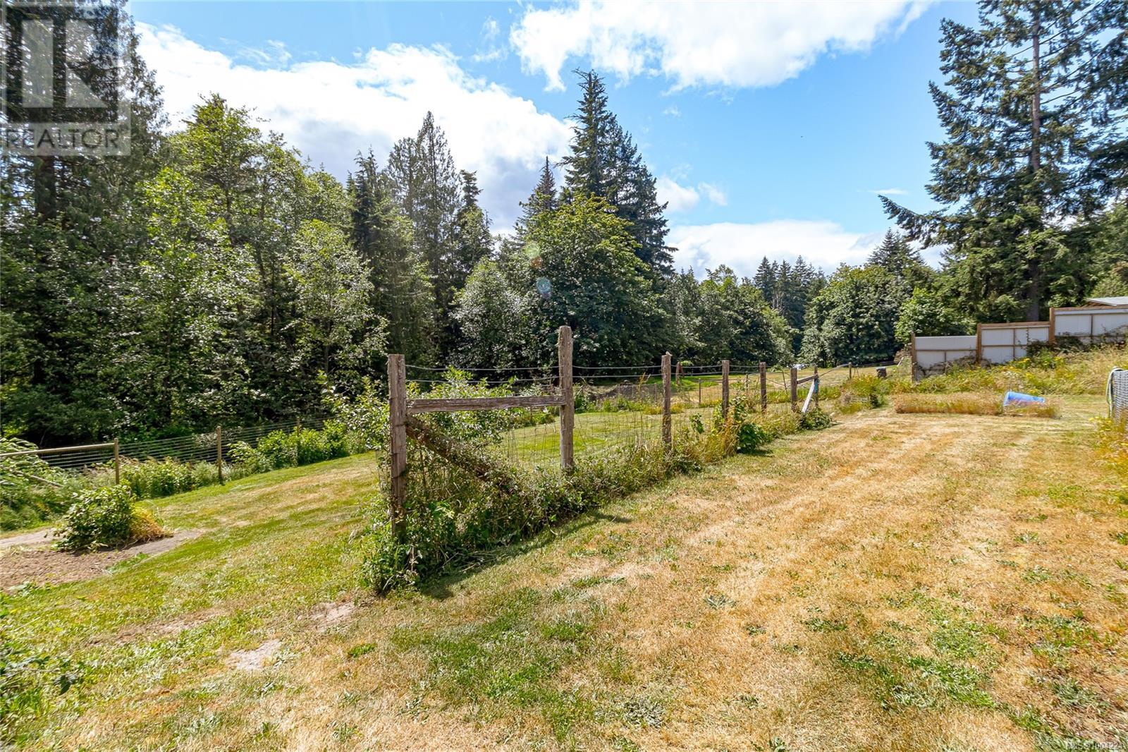 5036 Culverton Rd, Duncan