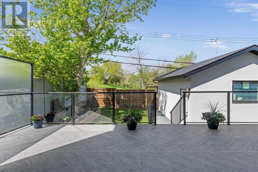 Single Family House for Sale in   Street SW Shaganappi Calgary 