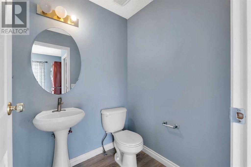 Single Family House for Sale in  Saddlemont Manor NE Saddle Ridge Calgary 