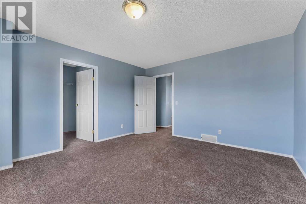 Single Family House for Sale in  Saddlemont Manor NE Saddle Ridge Calgary 