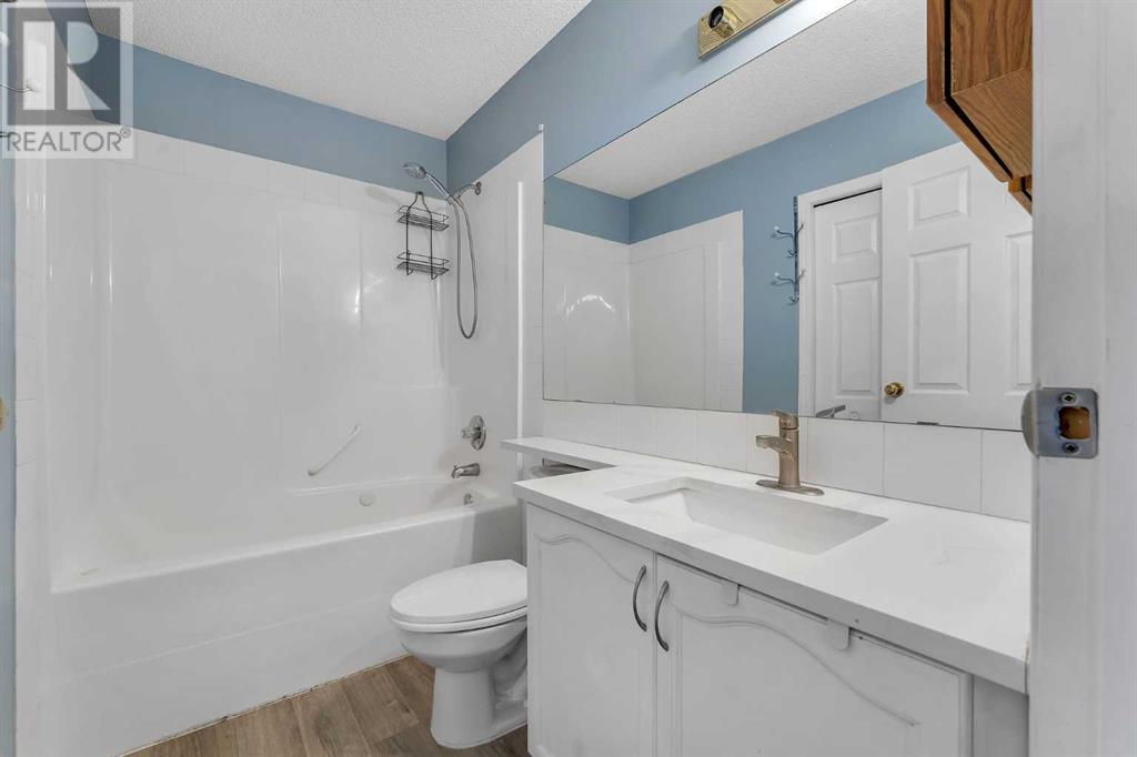 Single Family House for Sale in  Saddlemont Manor NE Saddle Ridge Calgary 