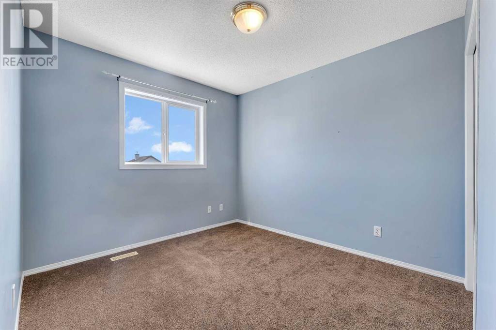 Single Family House for Sale in  Saddlemont Manor NE Saddle Ridge Calgary 