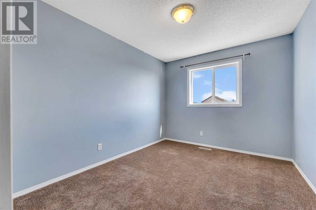 Single Family House for Sale in  Saddlemont Manor NE Saddle Ridge Calgary 