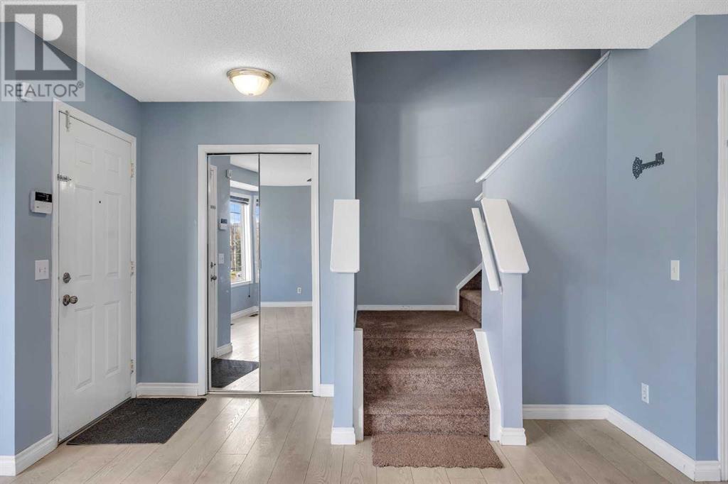 Single Family House for Sale in  Saddlemont Manor NE Saddle Ridge Calgary 