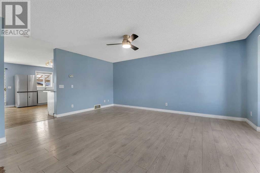 Single Family House for Sale in  Saddlemont Manor NE Saddle Ridge Calgary 