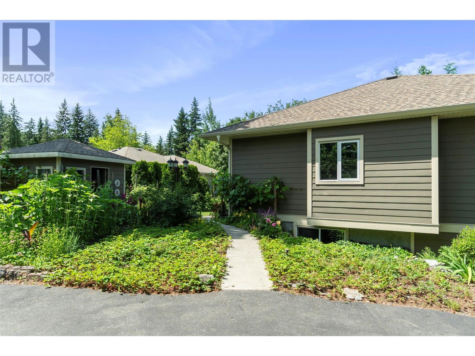 Photo 13 of 2396 Terrace Place, Blind Bay BC