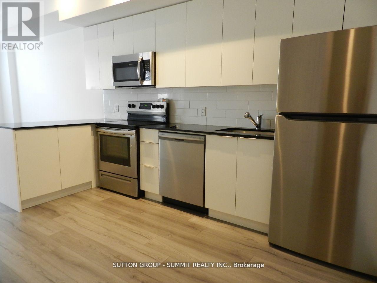 Photo 3 of 344 3066 Sixth Line, Oakville ON