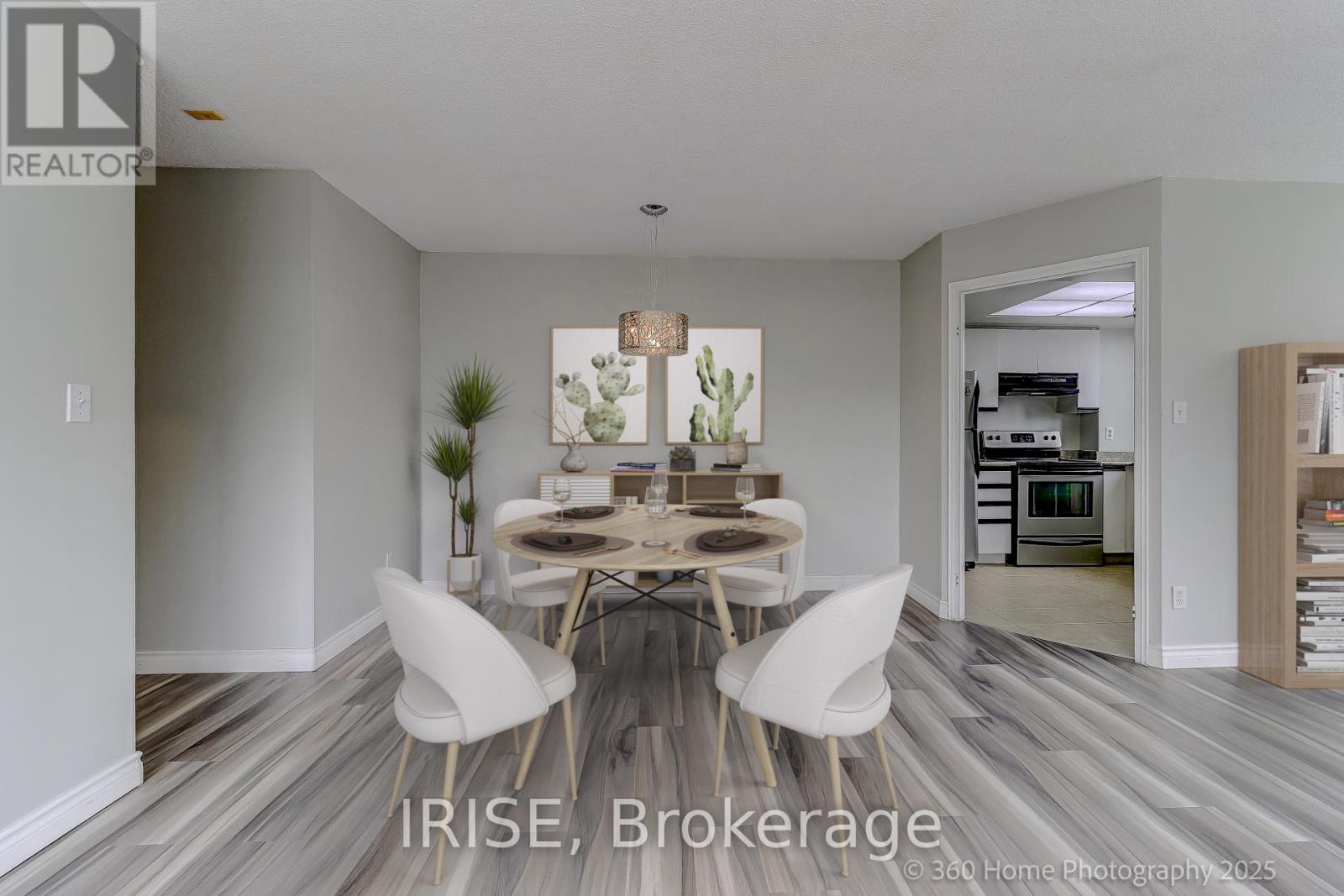 Photo 19 of 307 1001 Cedarglen Gate, Mississauga ON