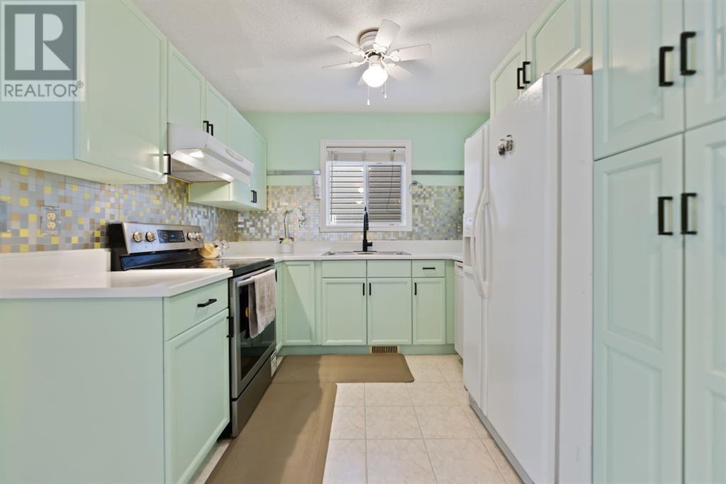 Single Family House 4 Level for Sale in  Taradale Close NE Taradale Calgary 