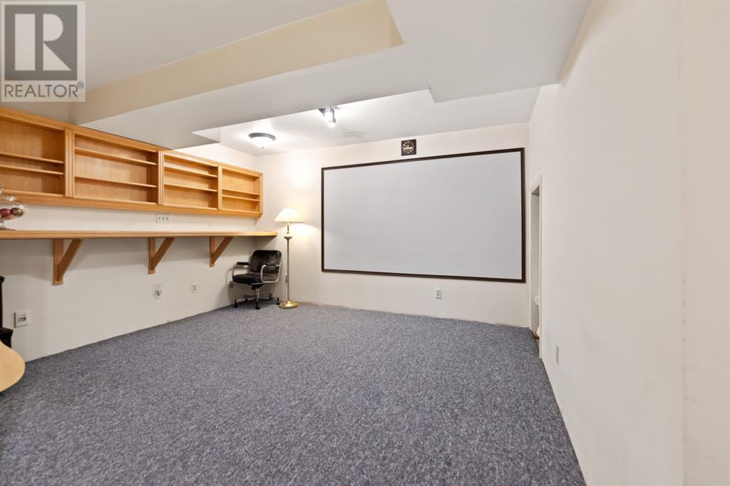 Single Family House 4 Level for Sale in  Taradale Close NE Taradale Calgary 
