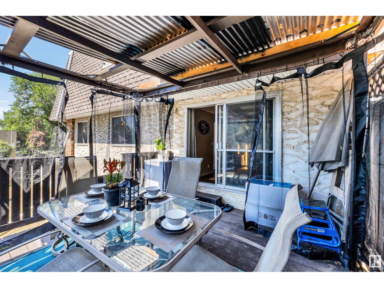 Single Family House for Sale in A Burnham AV St. Albert 