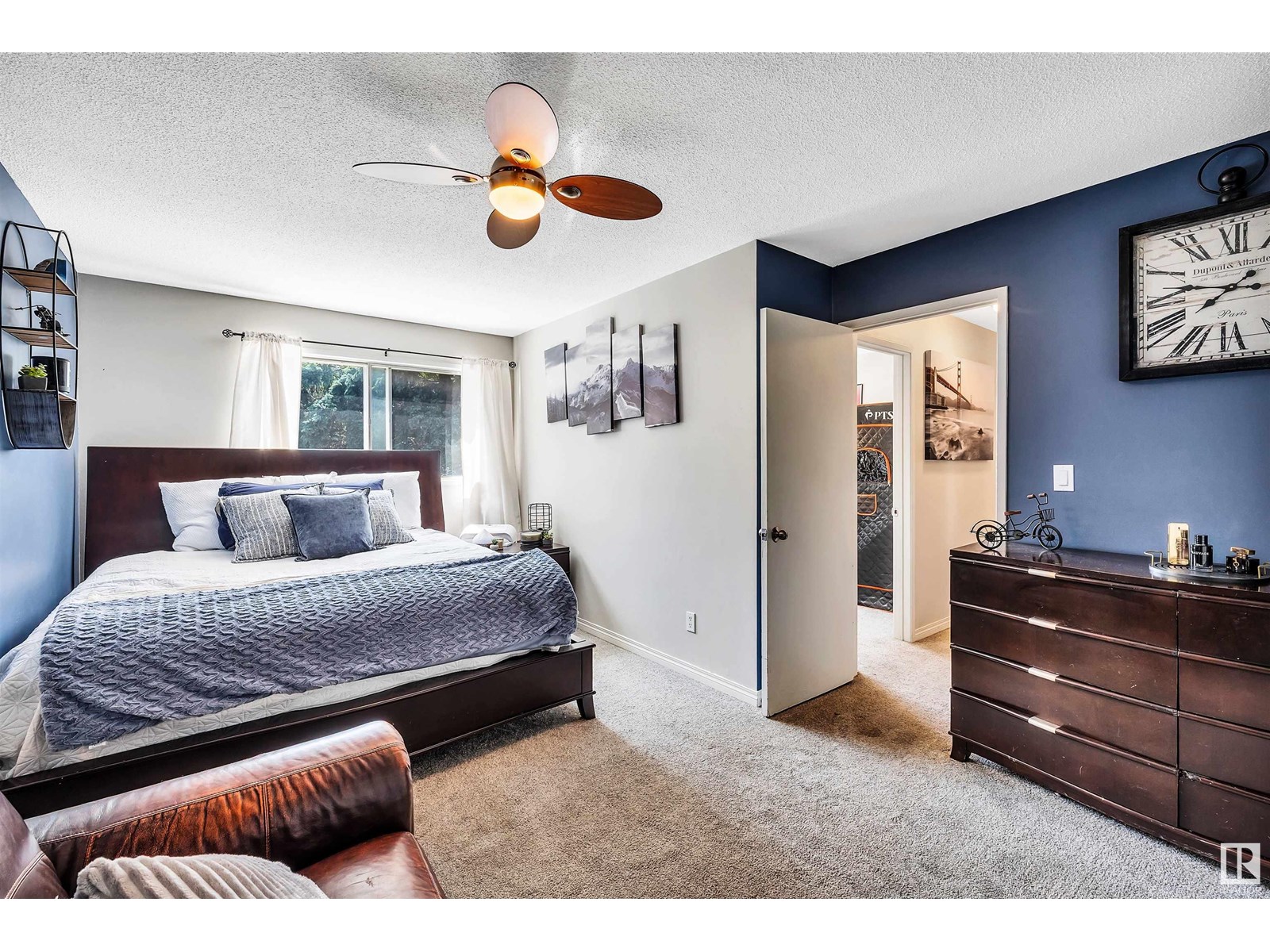Single Family House for Sale in A Burnham AV St. Albert 