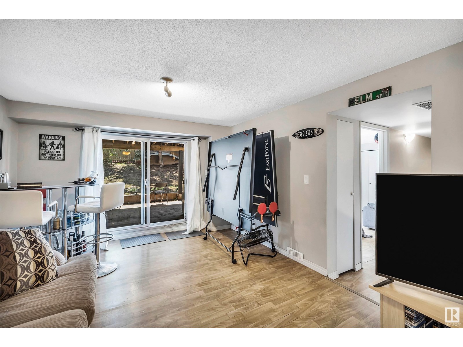 Single Family House for Sale in A Burnham AV St. Albert 