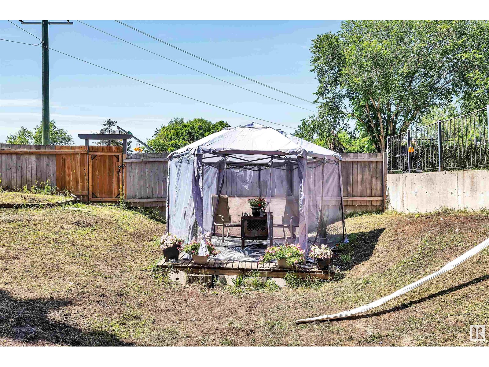 Single Family House for Sale in A Burnham AV St. Albert 