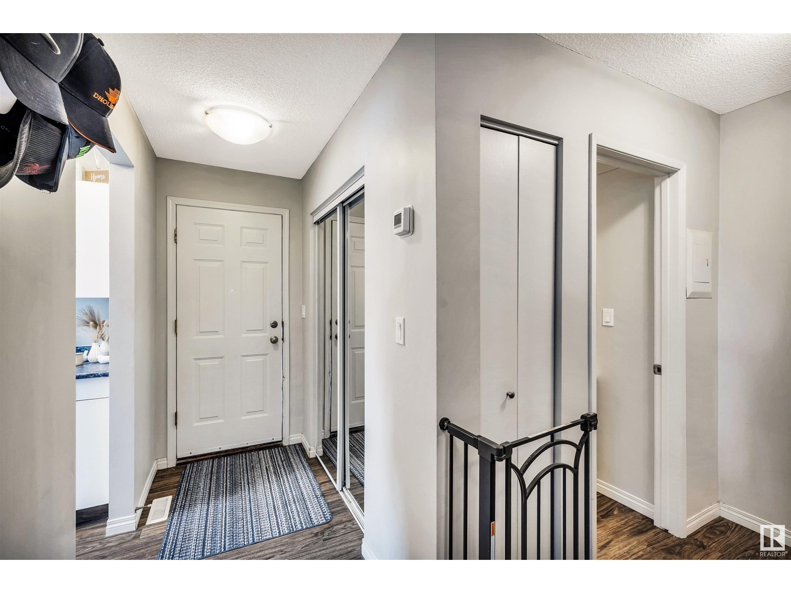 Single Family House for Sale in A Burnham AV St. Albert 