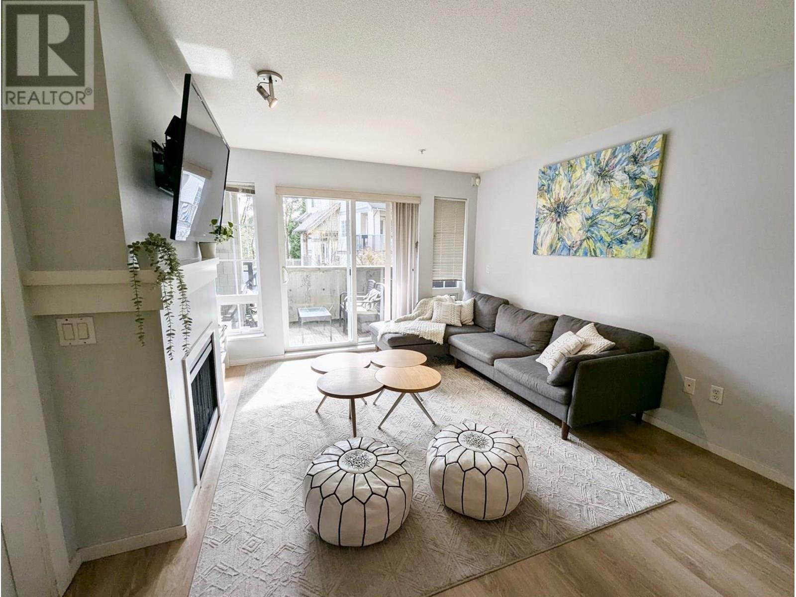 Photo 4 of 106 9233 Government Street, Burnaby BC
