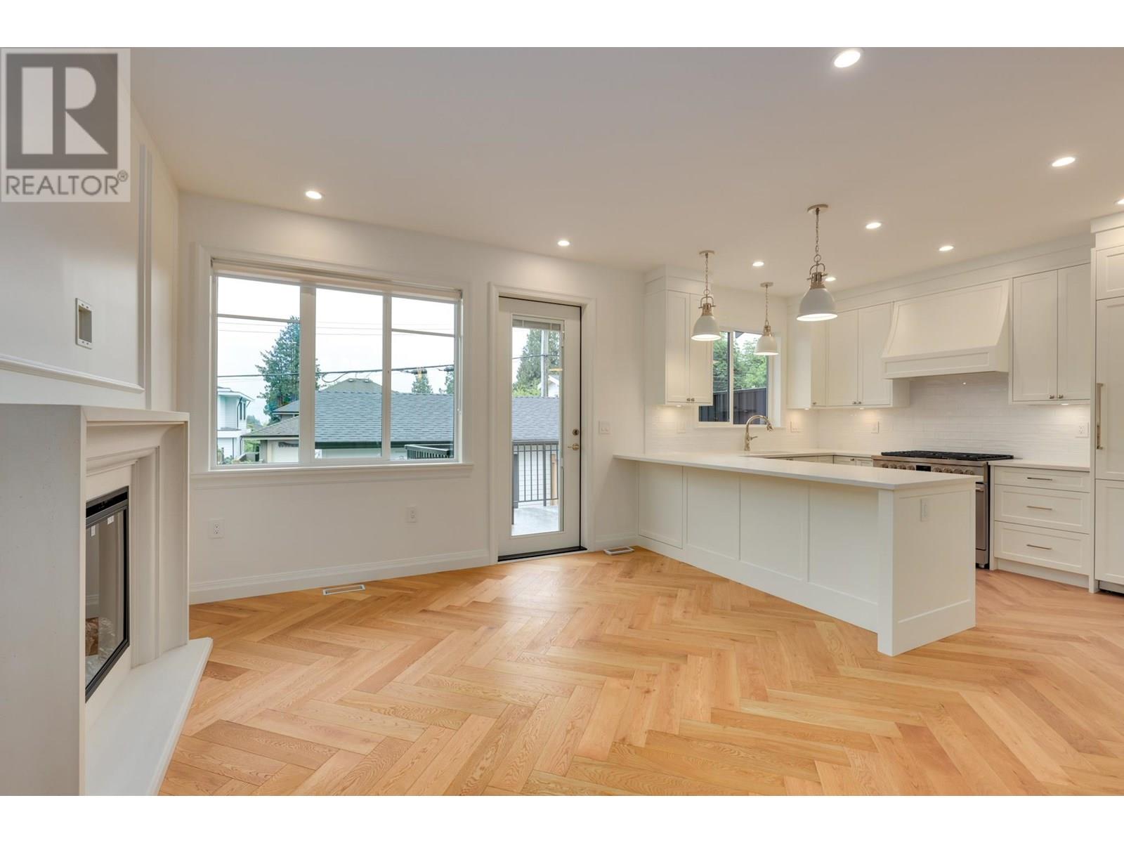 259 E 23RD STREET, North Vancouver real estate listing R3005790