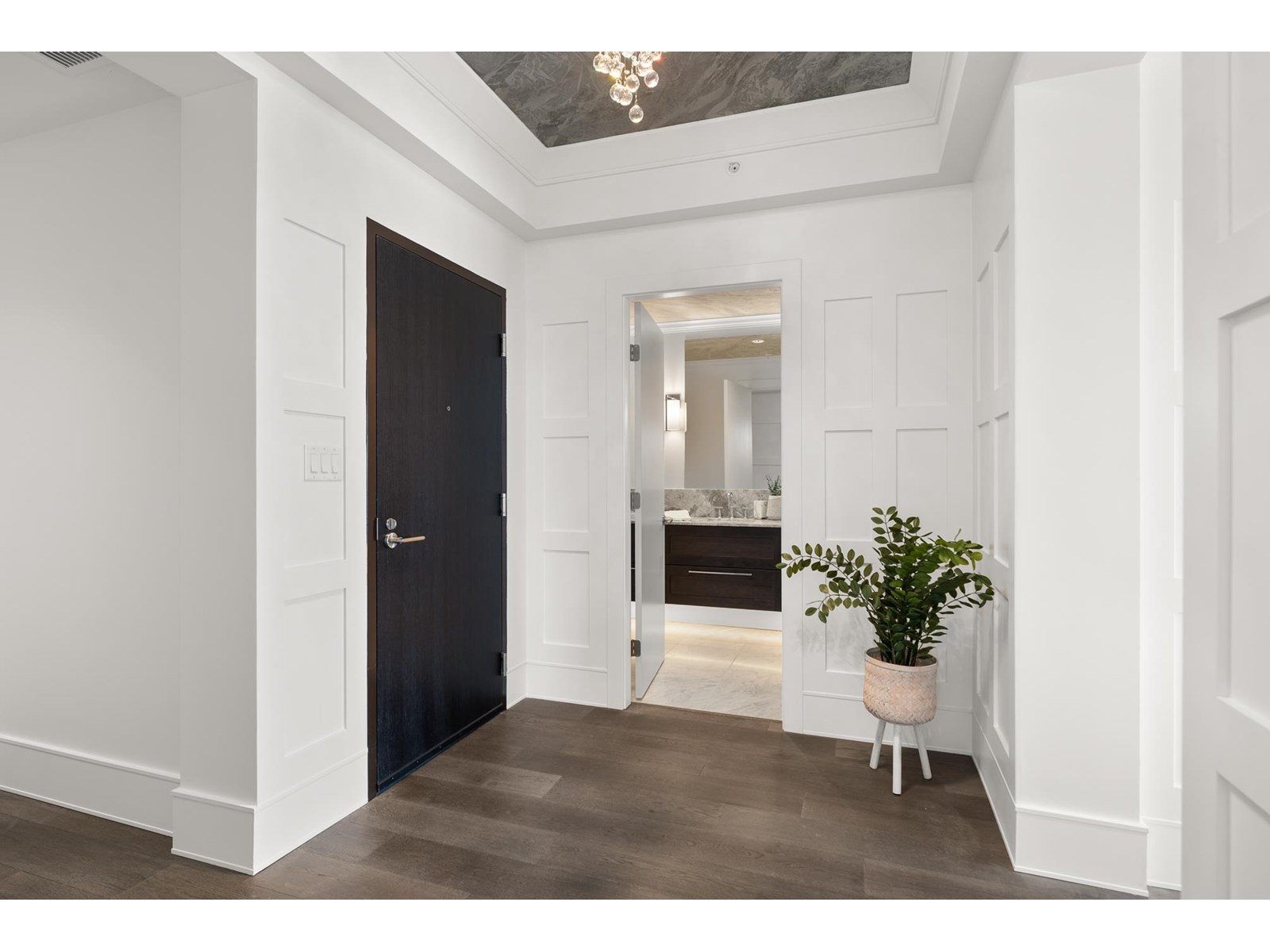 1701 1500 MARTIN STREET, White Rock