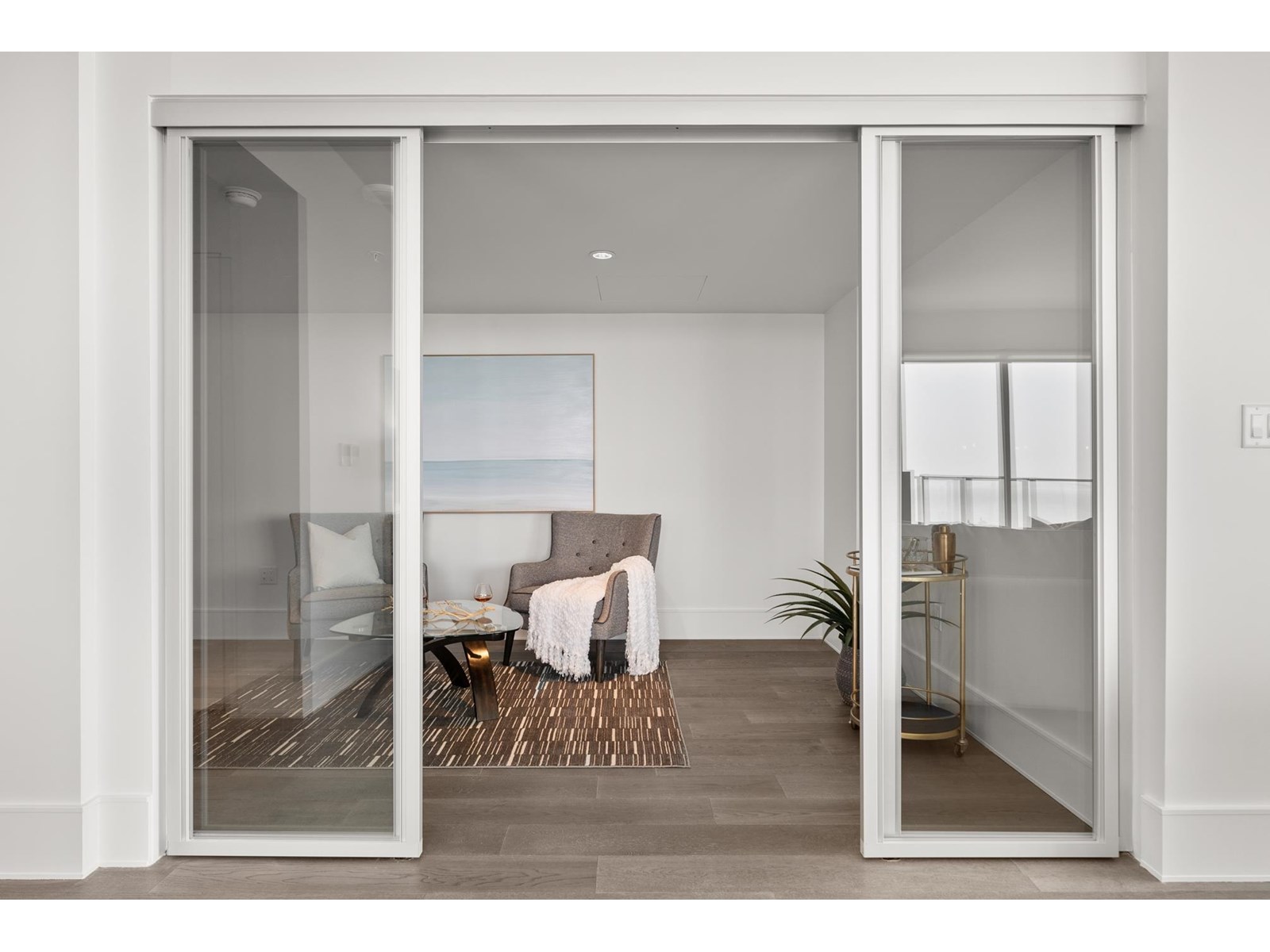 1701 1500 MARTIN STREET, White Rock