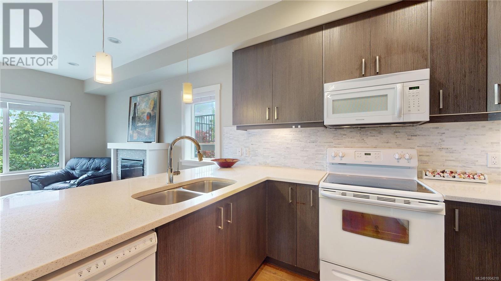 Photo 9 of 3016 Urban Creek Way, Langford BC