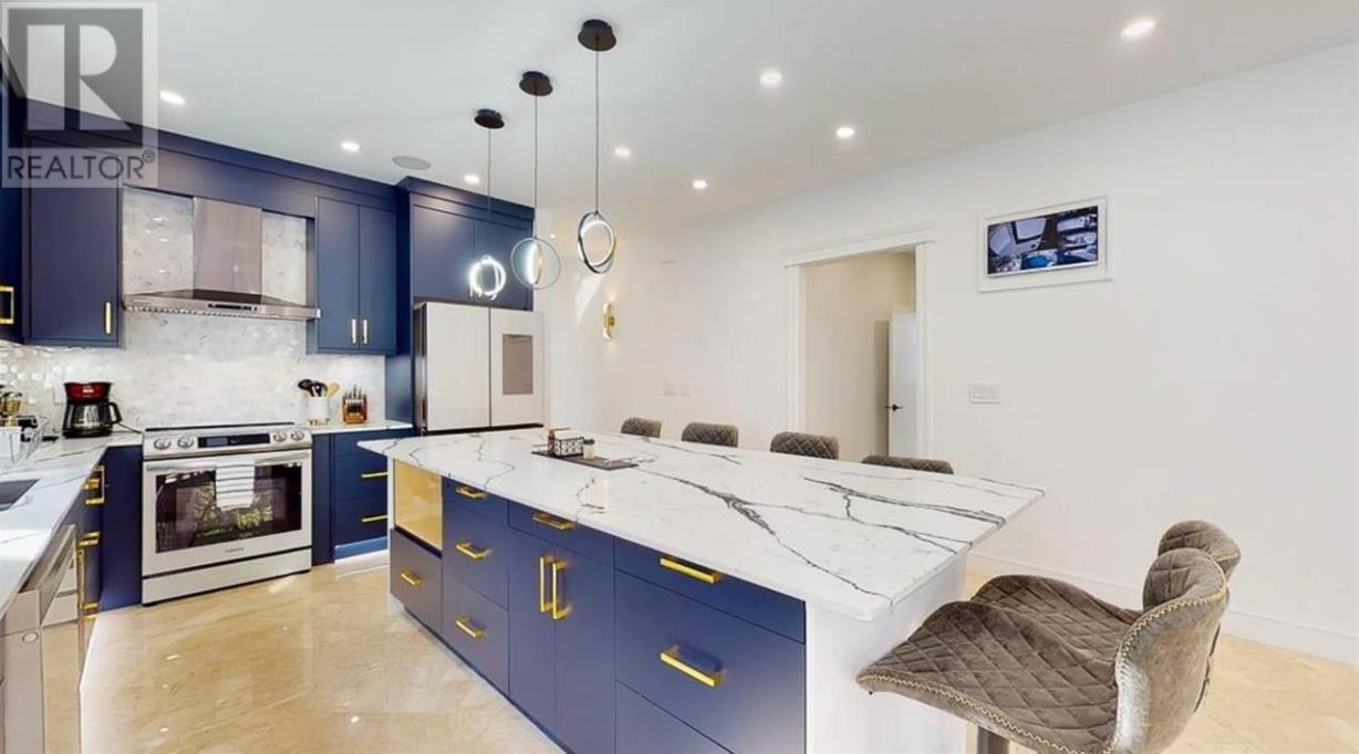 1102 LARGO ROAD, Roberts Creek