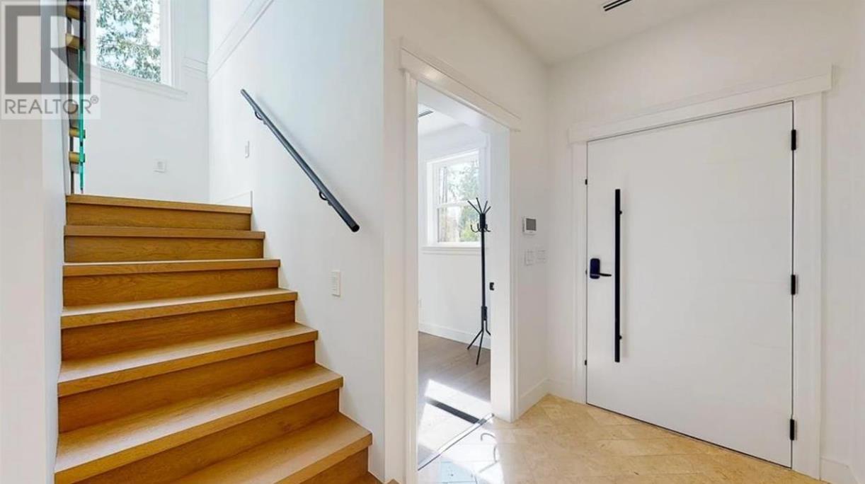 1102 LARGO ROAD, Roberts Creek