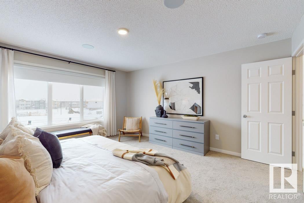 Photo 5 of 1319 13 Av Nw, Edmonton AB