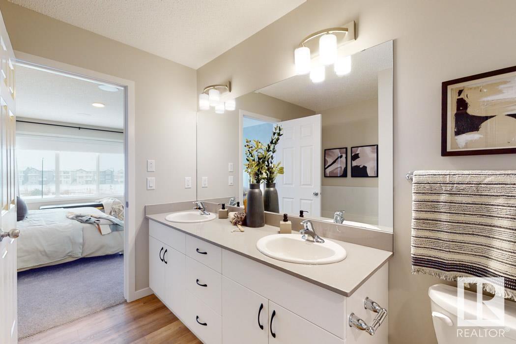 Photo 41 of 1319 13 Av Nw, Edmonton AB