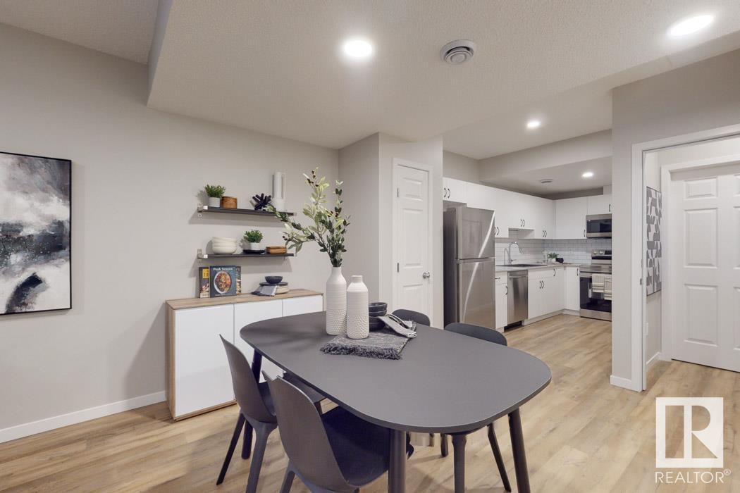 Photo 40 of 1319 13 Av Nw, Edmonton AB