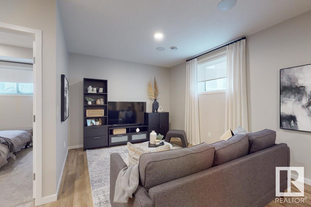Photo 46 of 1319 13 Av Nw, Edmonton AB