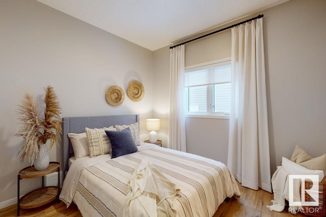 Photo 2 of 1319 13 Av Nw, Edmonton AB