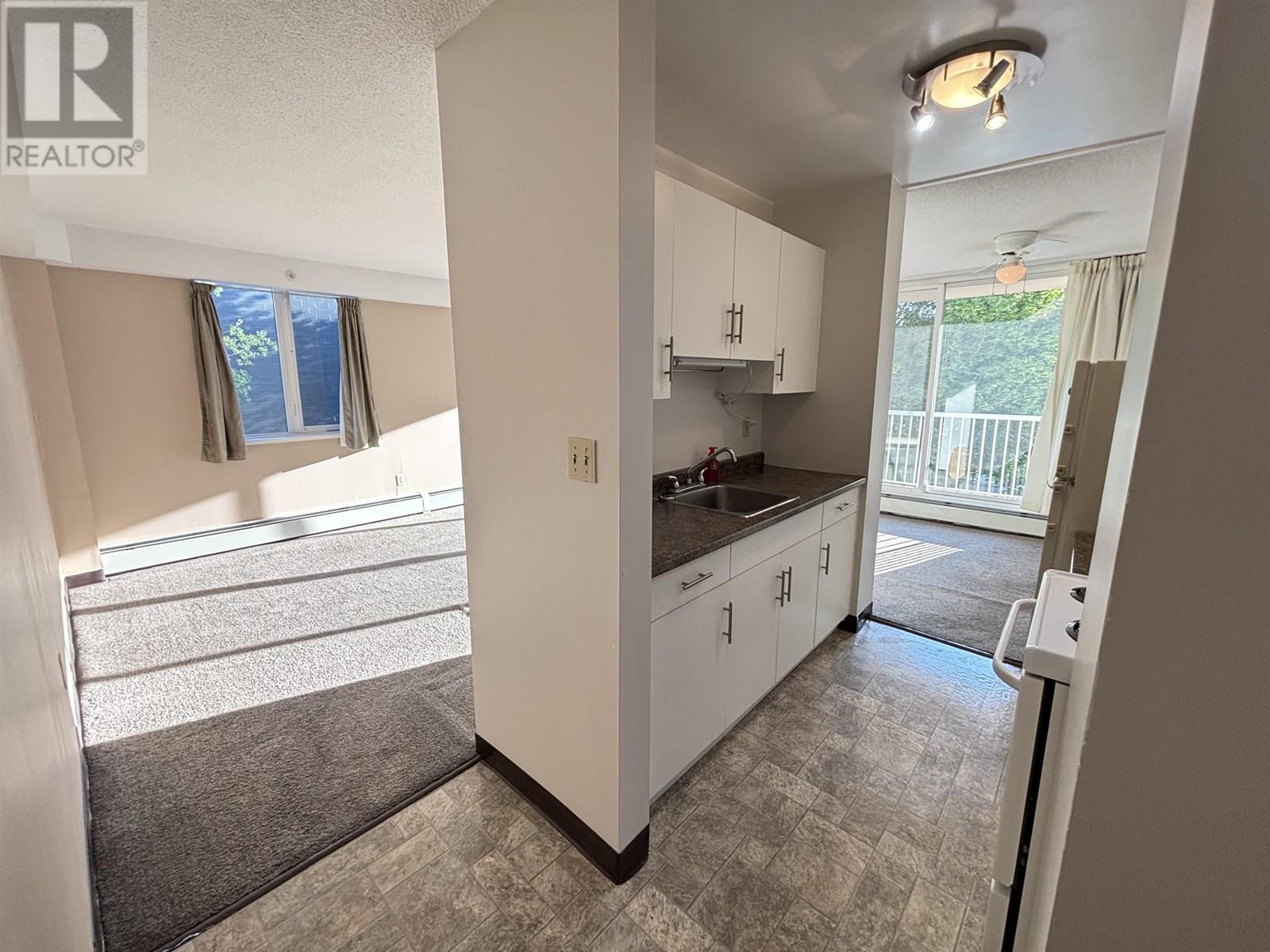 Photo 2 of 308 1501 Queensway, Prince George BC