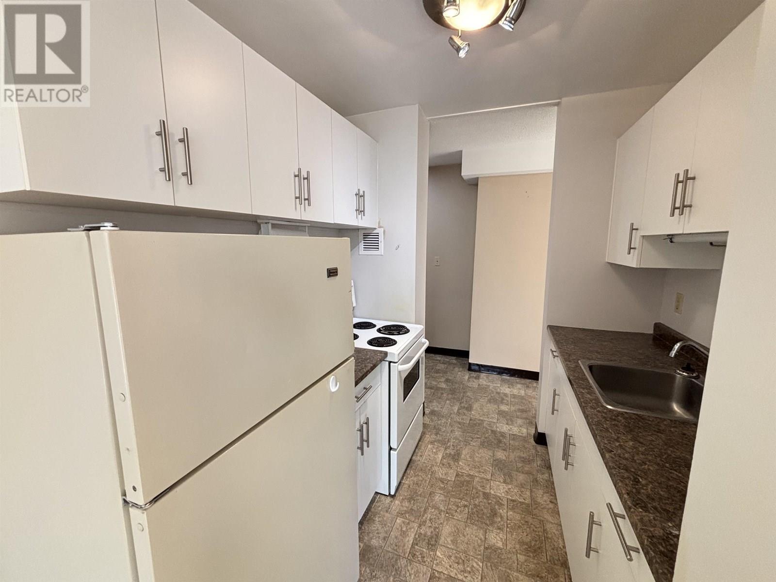 Photo 6 of 308 1501 Queensway, Prince George BC