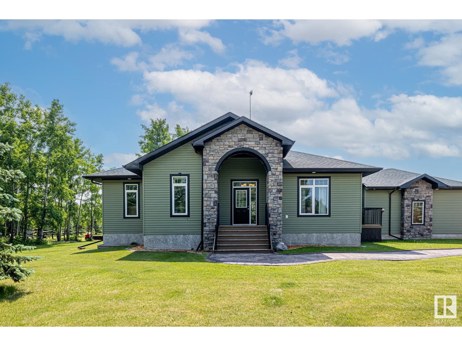 Photo 17 of 48 53521 Rge Road 272, Rural Parkland County AB