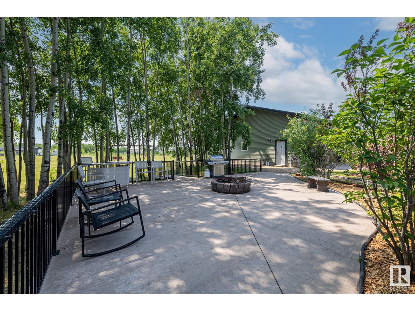 Photo 1 of 48 53521 Rge Road 272, Rural Parkland County AB