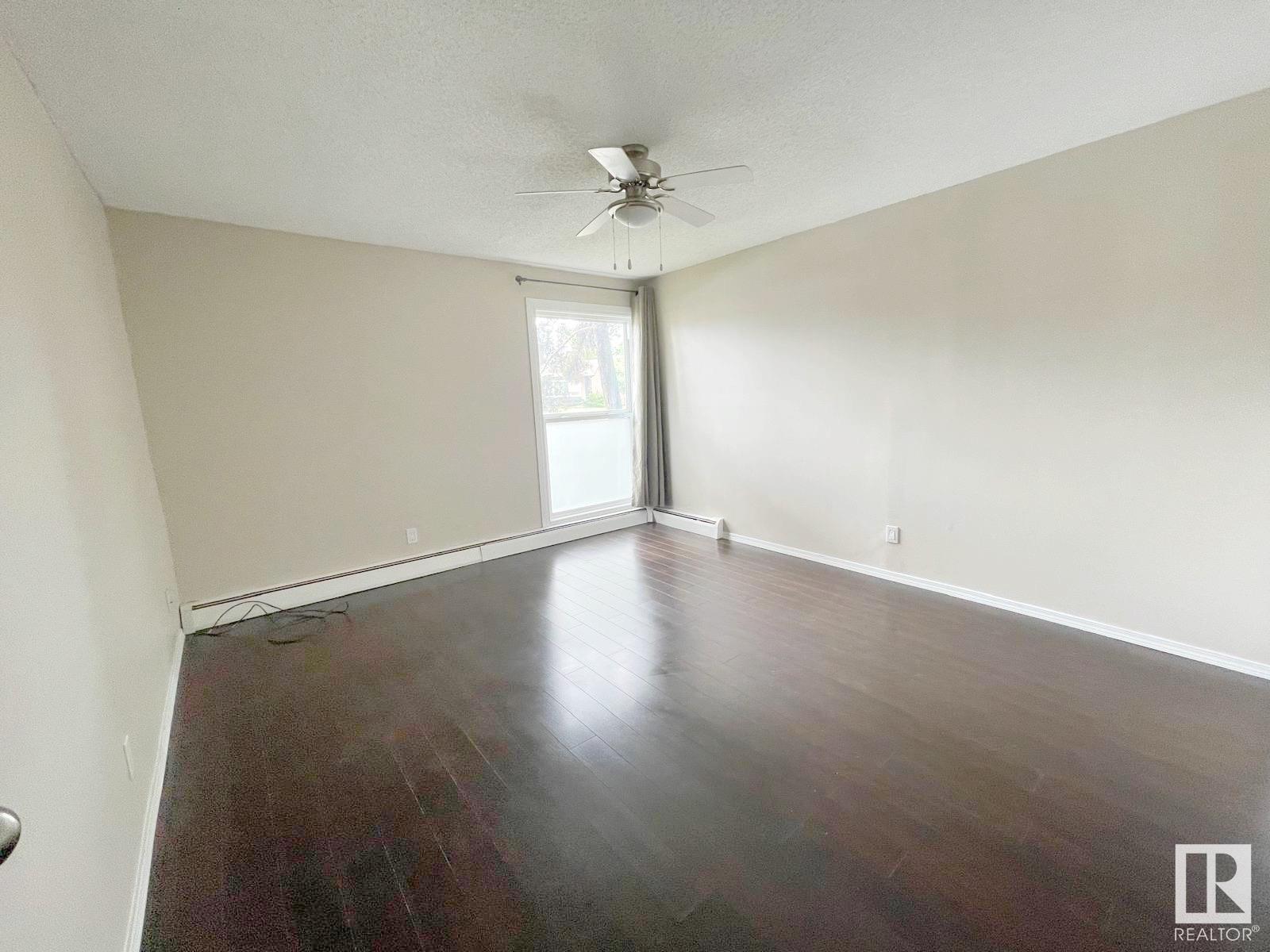 Photo 10 of 103 2545 116 St Nw, Edmonton AB