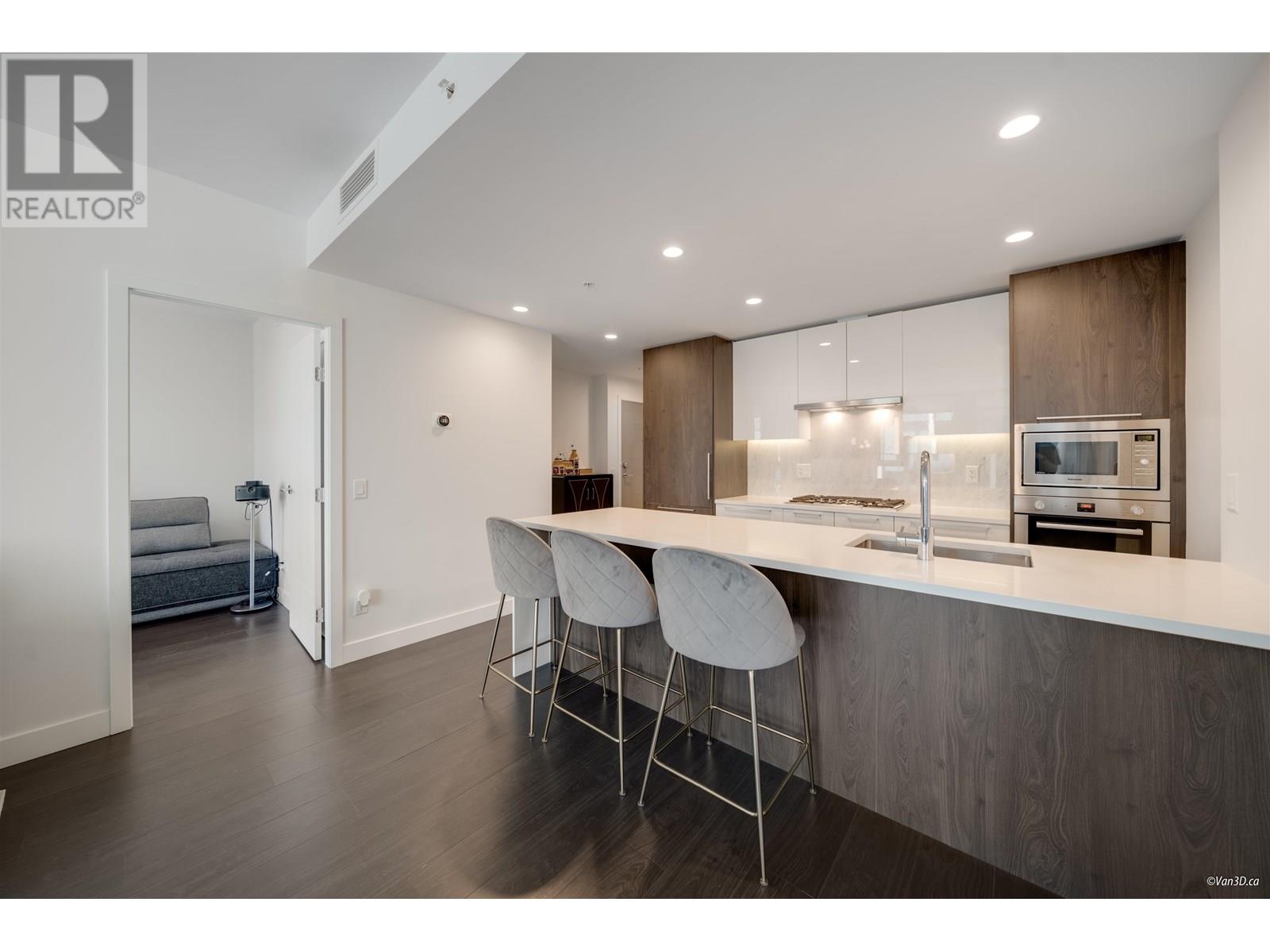 Photo 22 of 606 6398 Silver Avenue, Burnaby BC