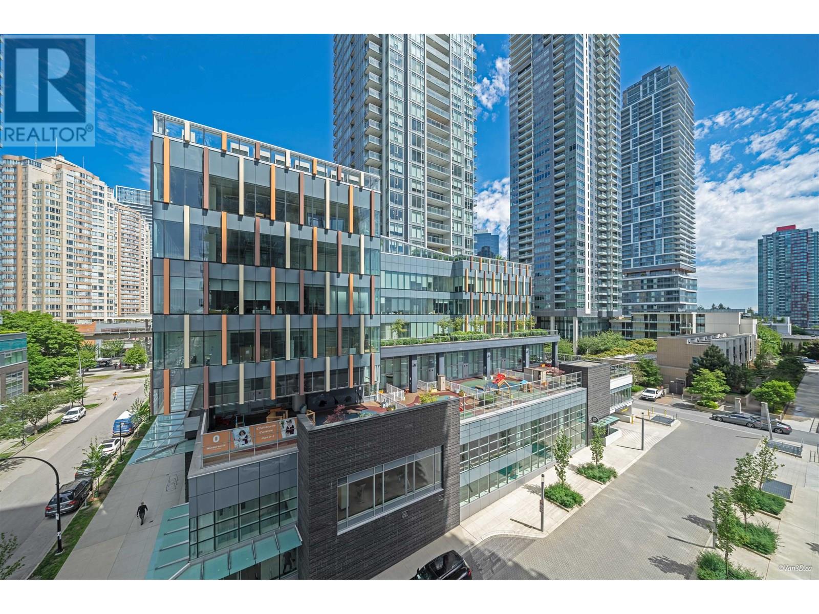 Photo 16 of 606 6398 Silver Avenue, Burnaby BC