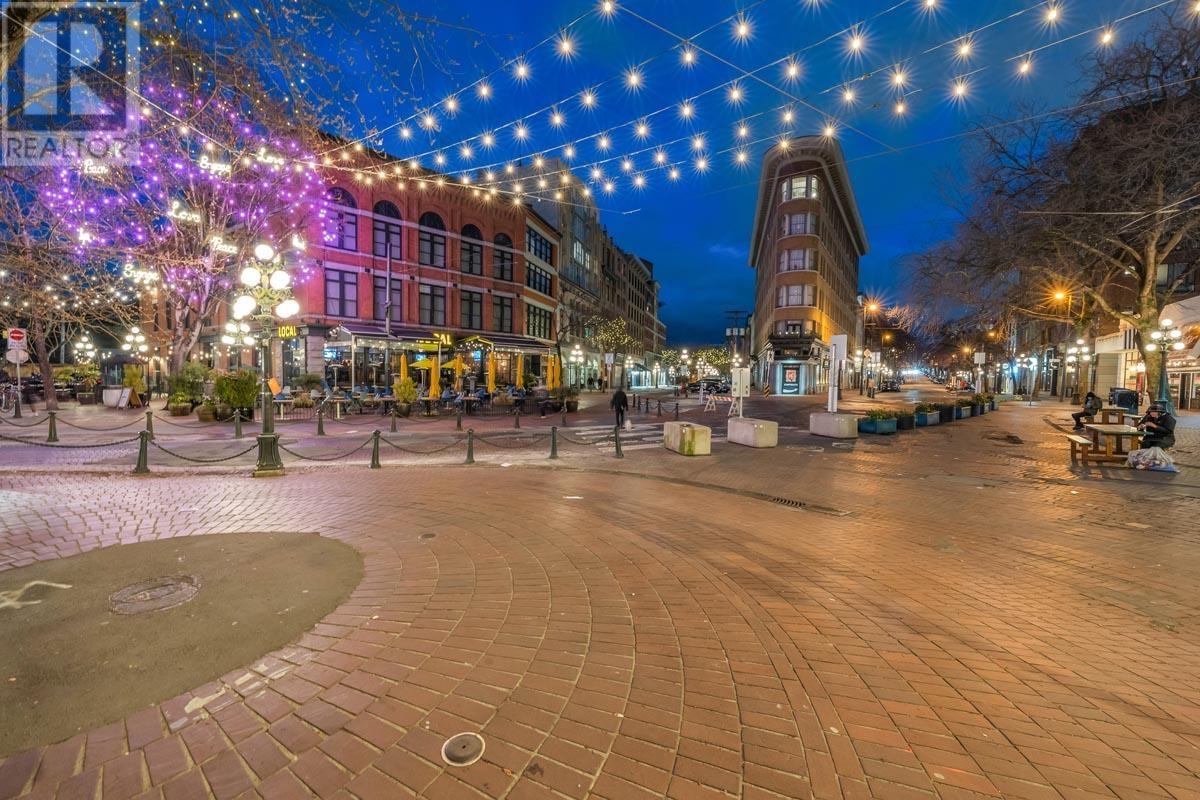 Photo 19 of 305 12 Water Street, Vancouver BC