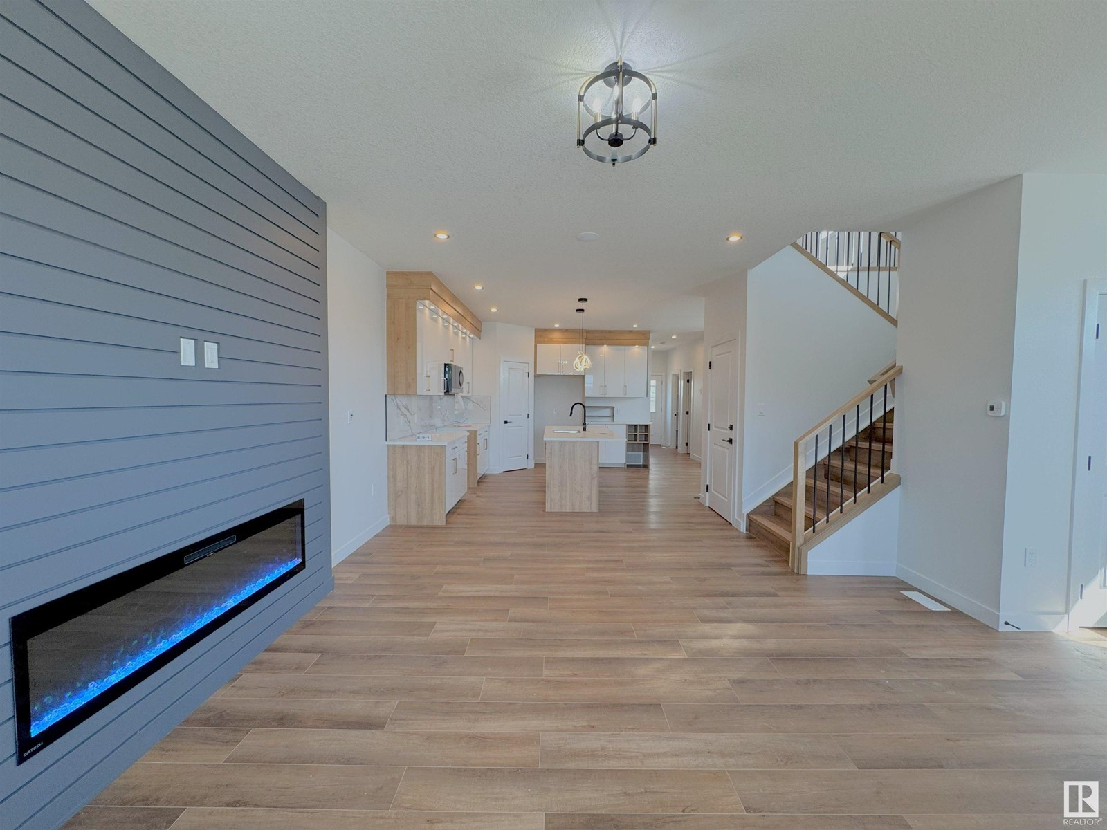 Photo 18 of 741 Mattson Dr Sw, Edmonton AB